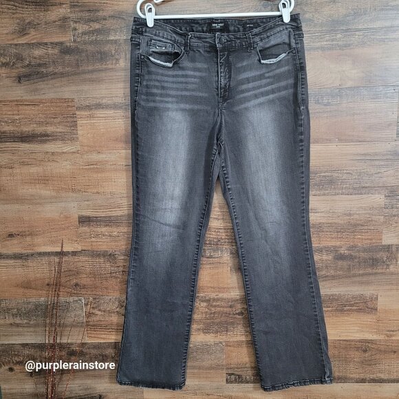 Nine West Jeans Size 16 Skinny Bootcut High Rise Tummy Control Black Wash Denim - Picture 1 of 12